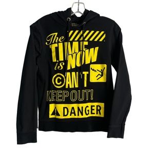 Zara the wack collection black/yellow 
Graphic long sleeve hoodie sweater
Size M